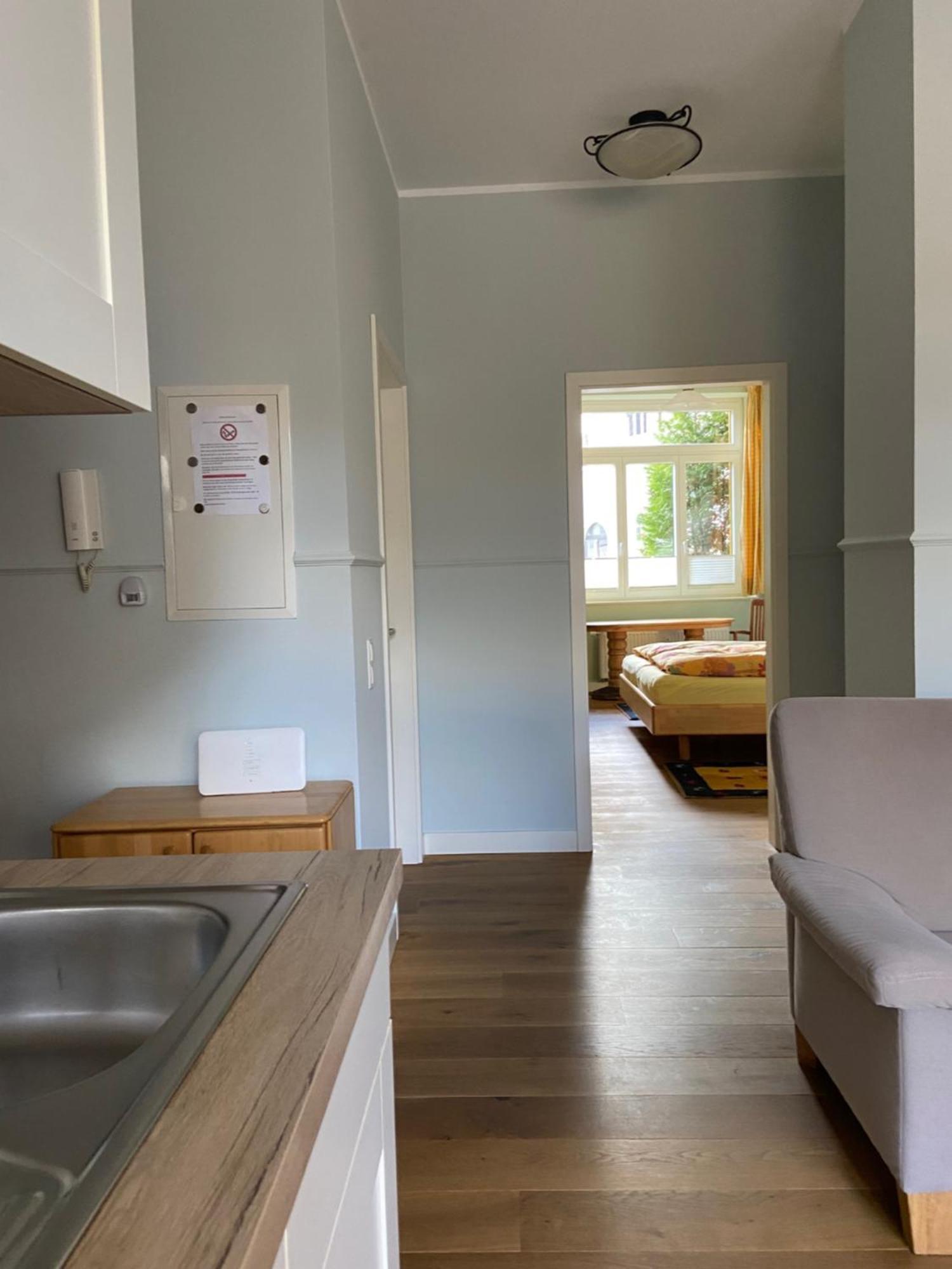 Fewo Mit 2 Schlafzimmern, Wohnkueche, Terrasse Bonn Extérieur photo